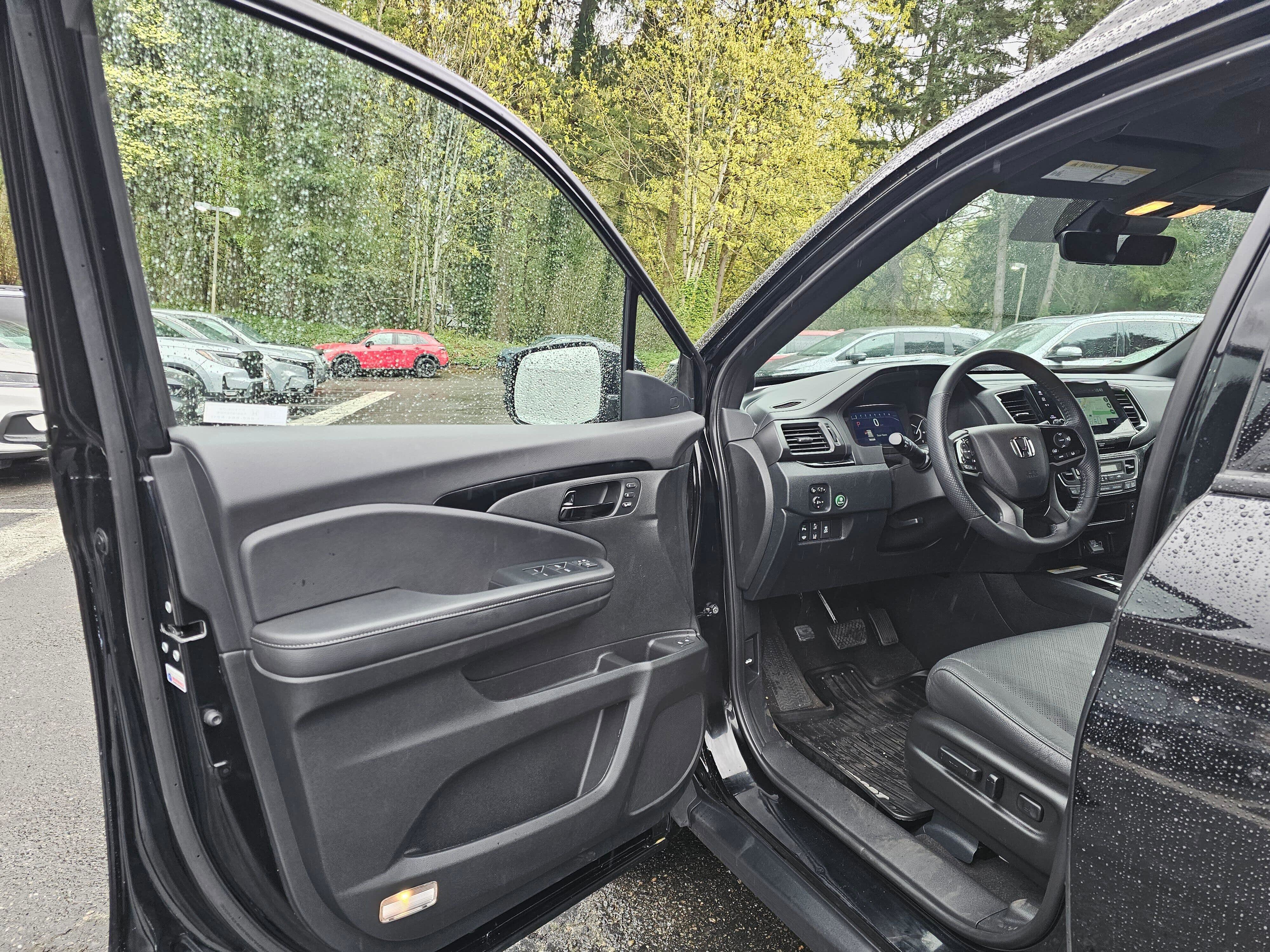 Used 2023 Honda Passport Elite image 21