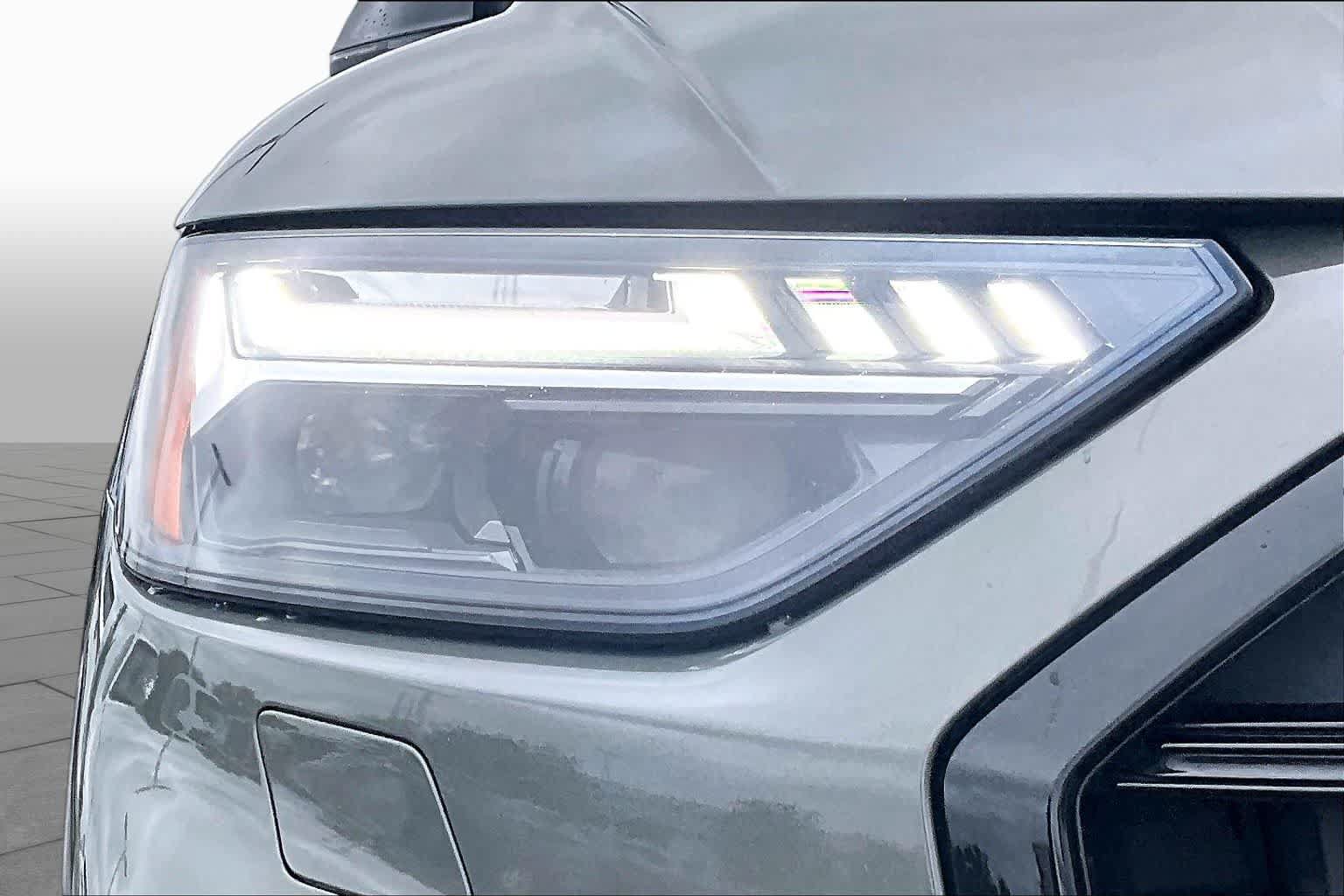 Used 2023 Audi SQ5 Prestige w/ Prestige Package AWD/4WD image 28