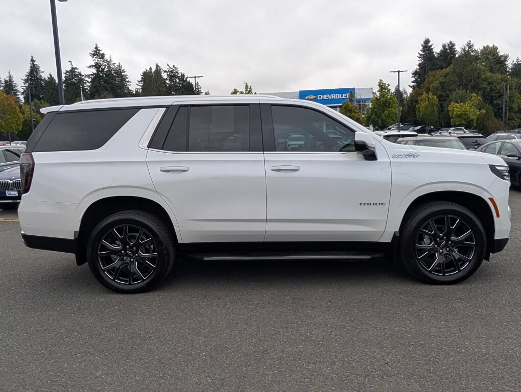 Certified 2025 Chevrolet Tahoe High Country w/ Sun And Tow Package AWD/4WD image 4
