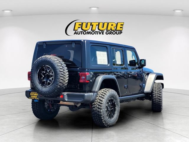 Used 2024 Jeep Wrangler Unlimited Rubicon 4xe AWD/4WD image 4