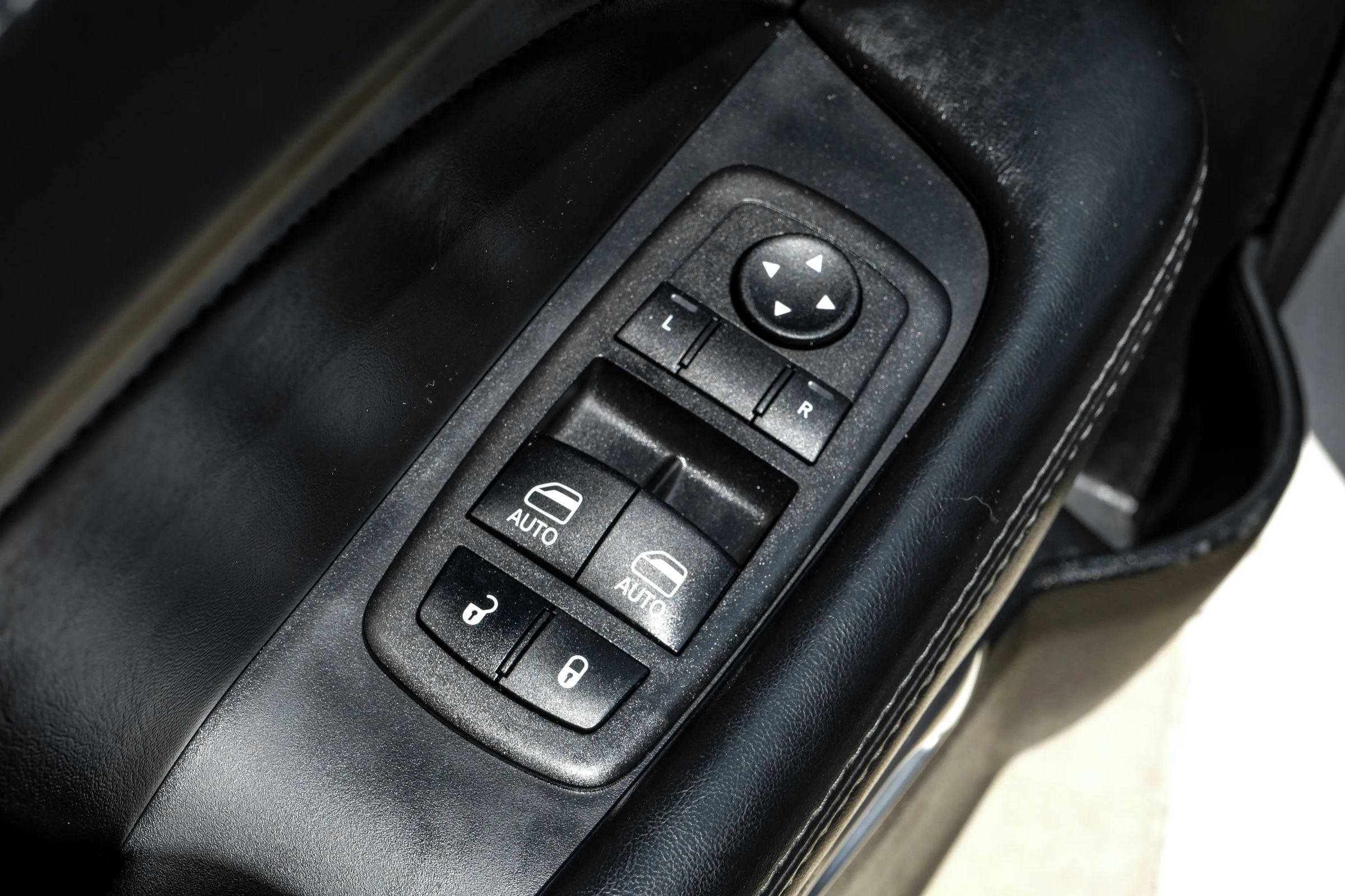 Used 2023 Dodge Challenger R/T w/ Plus Package RWD image 33
