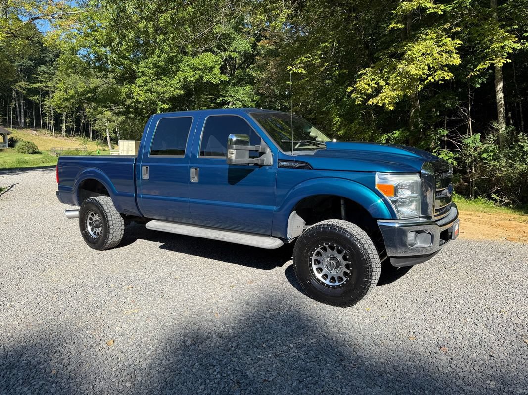 Used 2002 Ford F250 Lariat AWD/4WD image 4