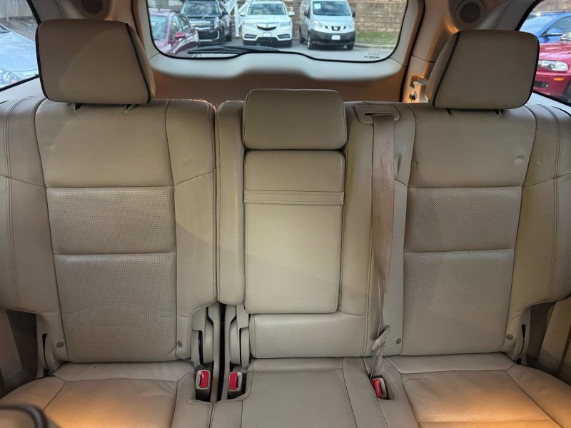 Used 2018 Jeep Grand Cherokee Overland AWD/4WD image 24