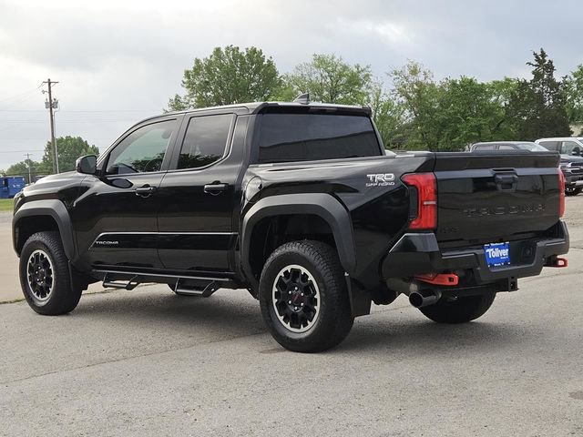 Used 2024 Toyota Tacoma TRD Off-Road image 8