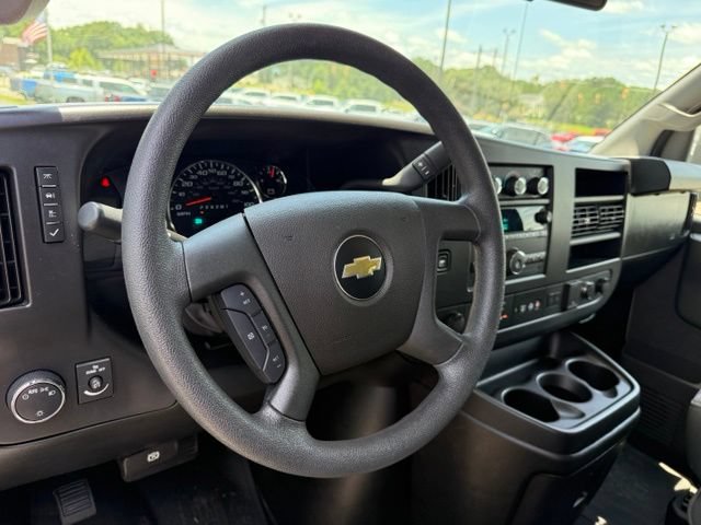 Used 2019 Chevrolet Express 3500 LT w/ LT Preferred Equipment Group RWD image 33