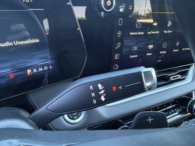 Used 2025 Chevrolet Equinox LT w/ Convenience Package II FWD image 16