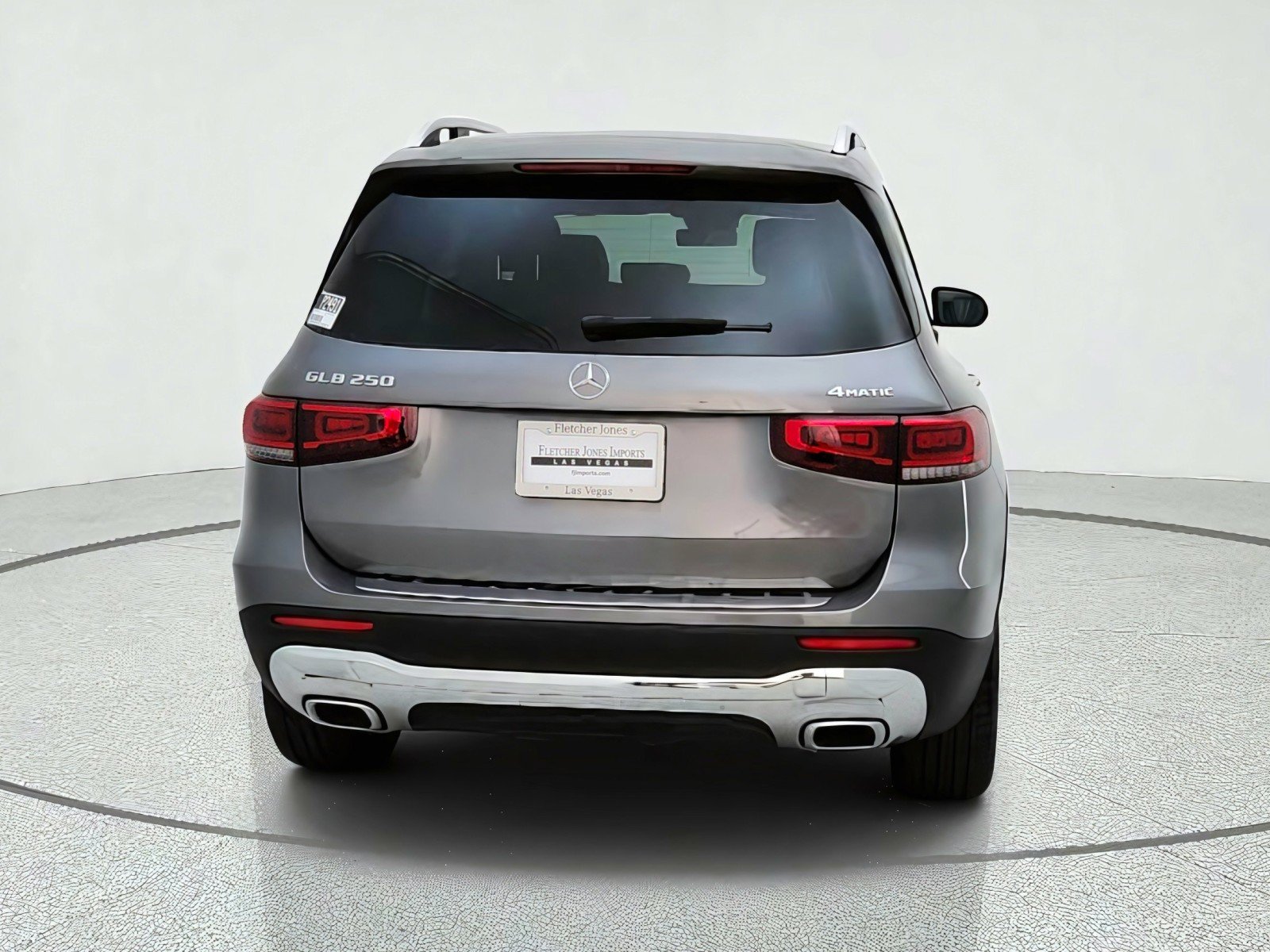 Used 2023 Mercedes-Benz GLB 250 4MATIC image 10