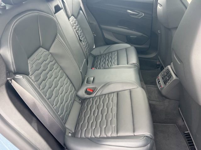 New 2026 Audi RS e-tron GT performance image 31