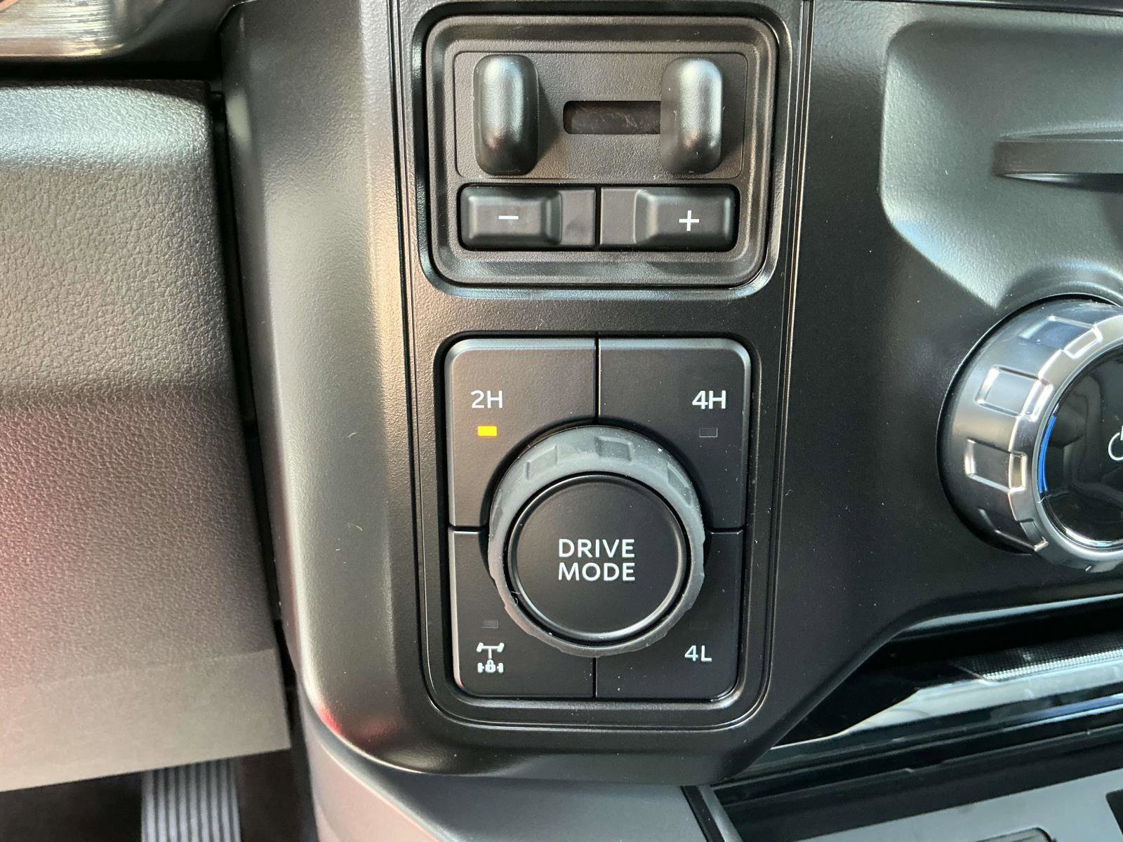 New 2026 Ford F350 Lariat w/ Lariat Ultimate Package image 18