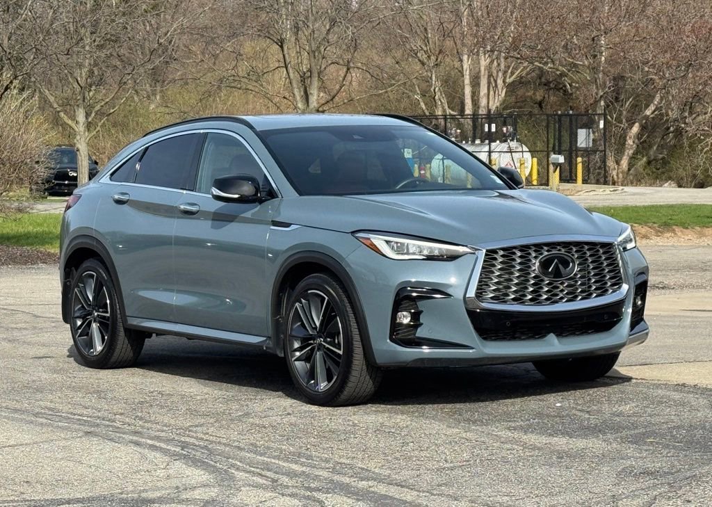 Used 2025 INFINITI QX55 Sensory w/ Lighting Package AWD/4WD image 1