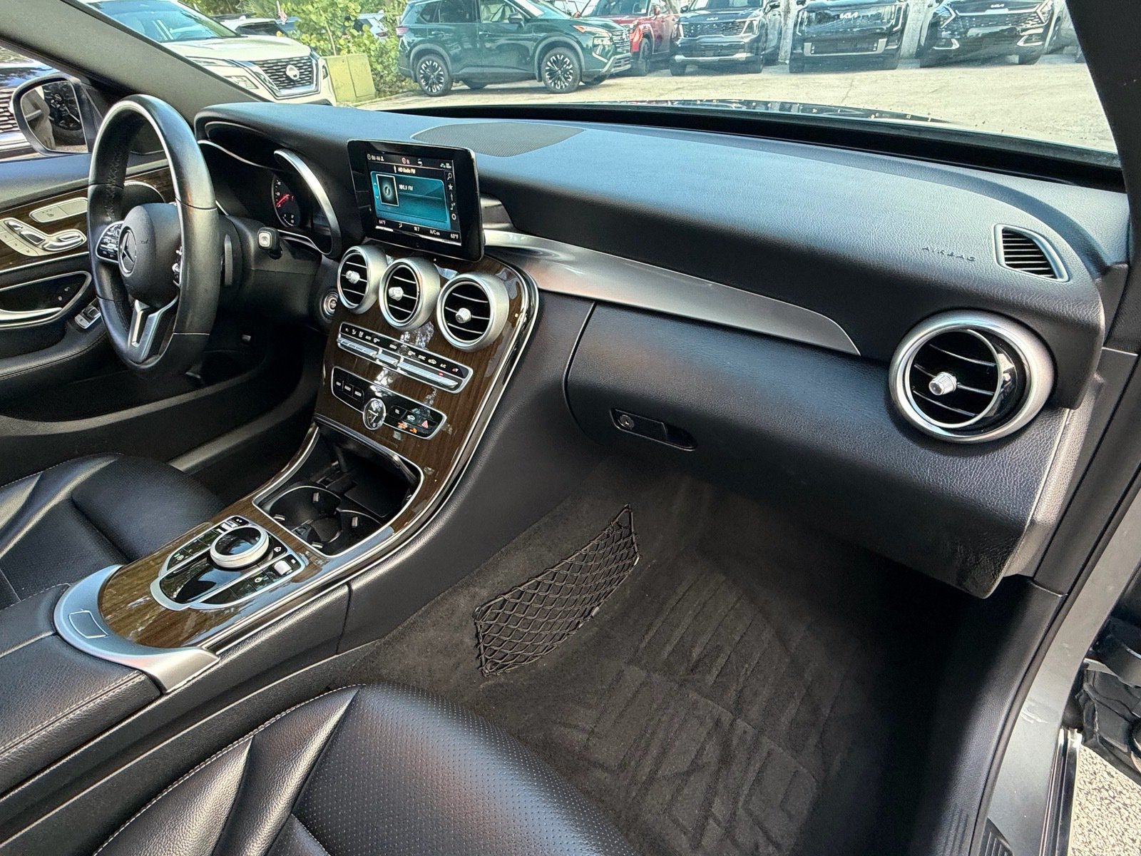 Used 2019 Mercedes-Benz C 300 4MATIC Sedan image 17