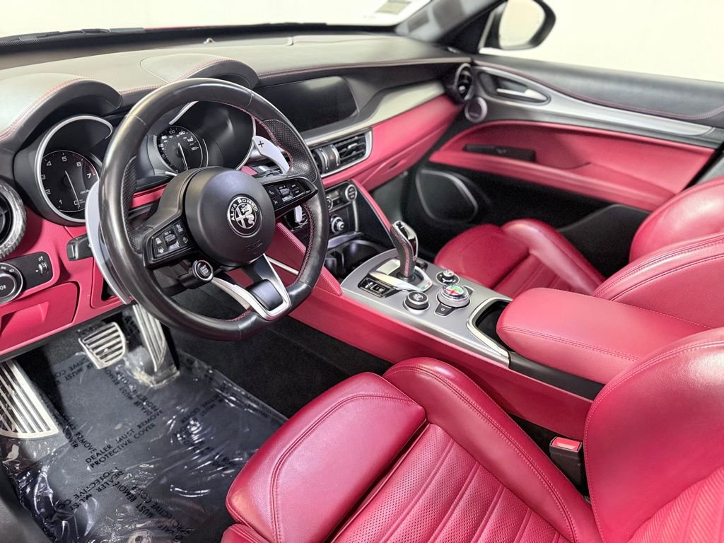 Used 2020 Alfa Romeo Stelvio Ti Sport image 17