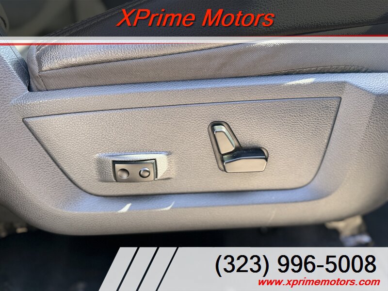 Used 2012 RAM 1500 Laramie RWD image 30