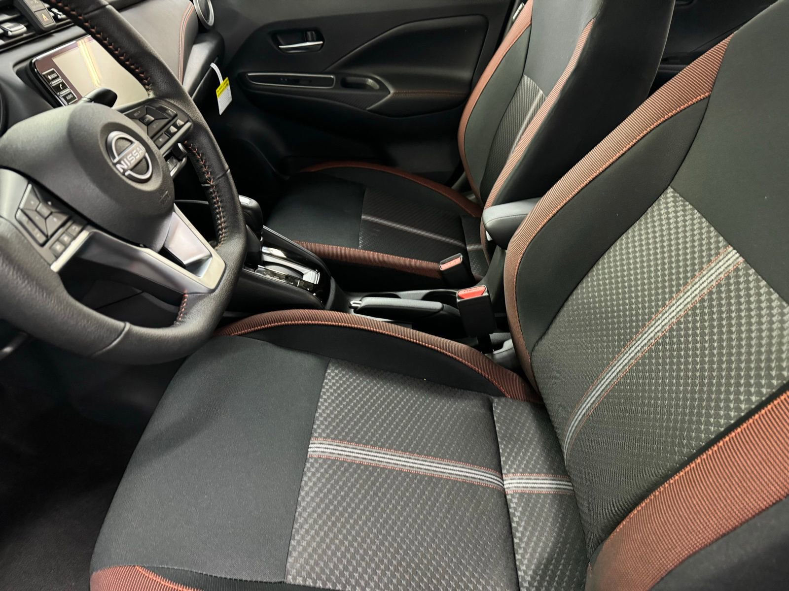 New 2025 Nissan Versa SR image 11