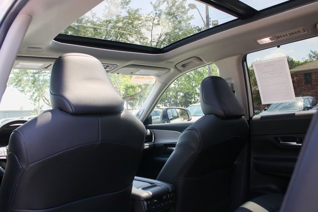 Used 2025 Toyota Grand Highlander AWD image 41