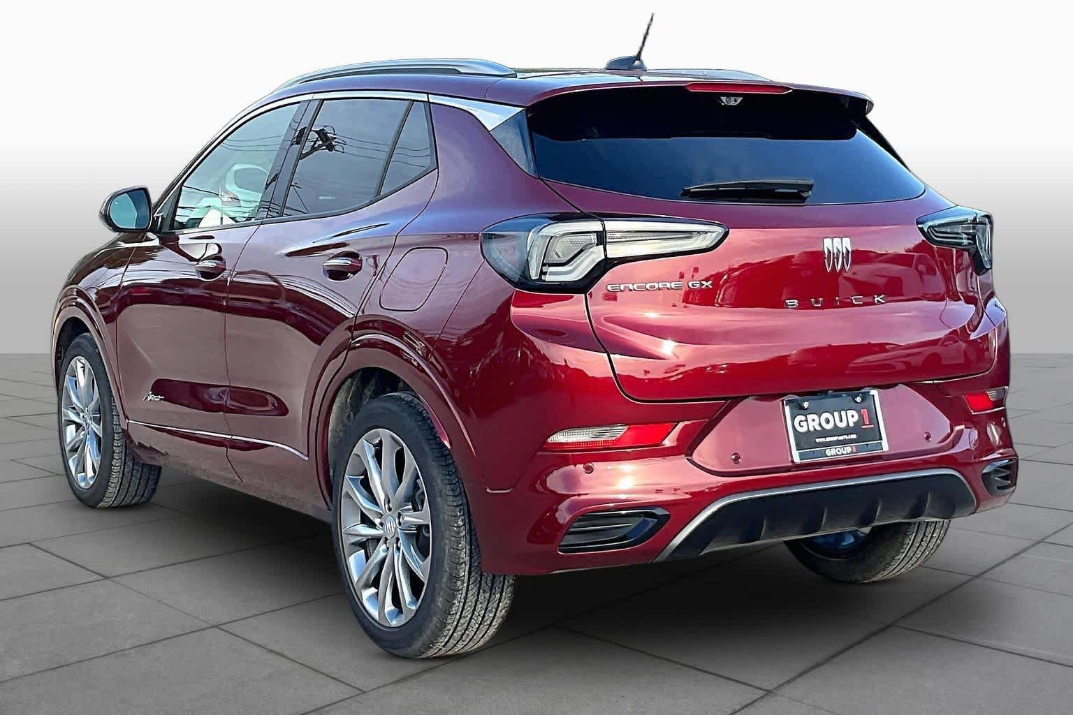 Used 2025 Buick Encore GX Avenir w/ Avenir Technology Package FWD image 12