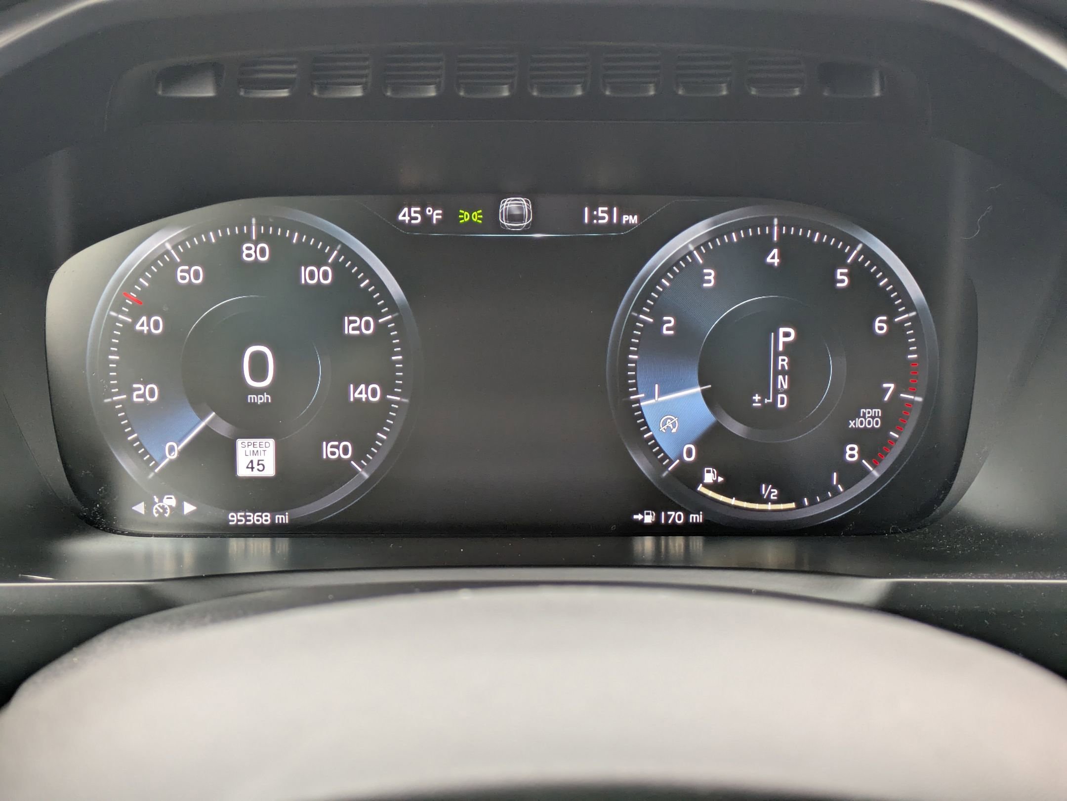 Used 2018 Volvo XC90 T6 Momentum w/ Convenience Package image 10