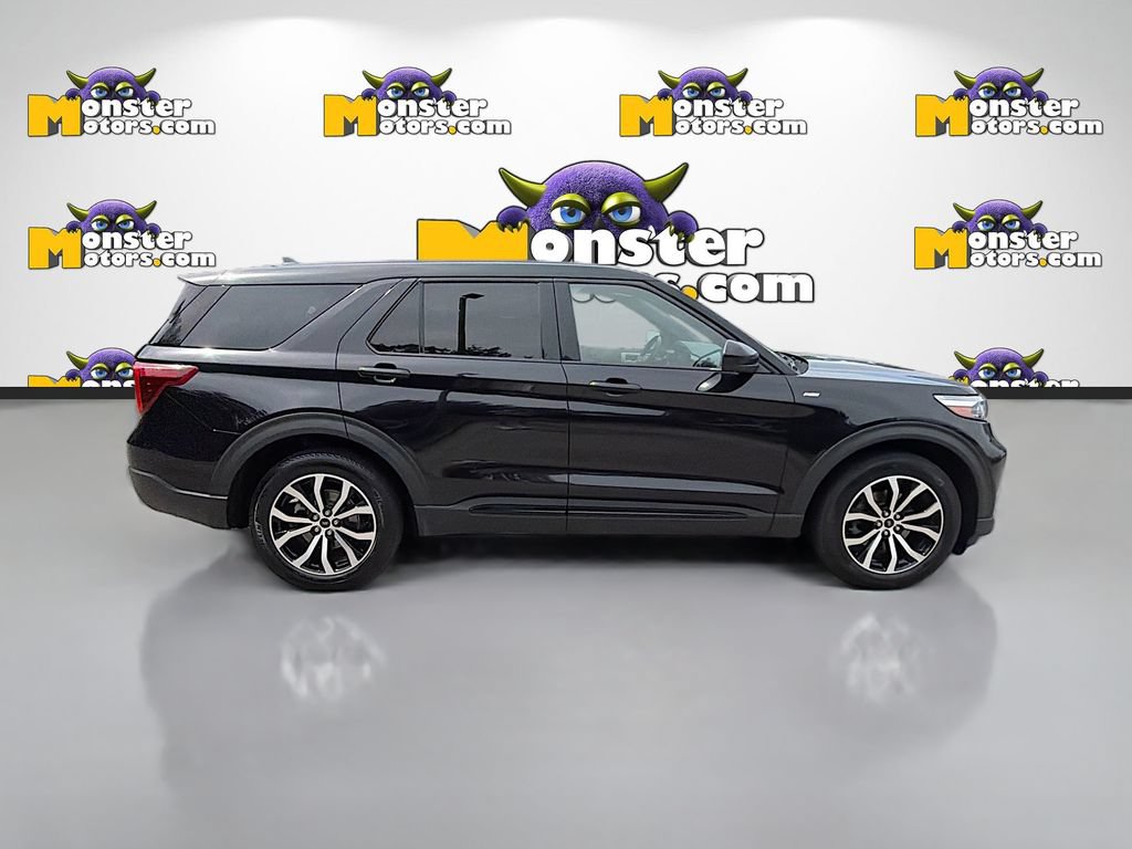 Used 2022 Ford Explorer ST-Line w/ Class IV Trailer Tow Package AWD/4WD image 4