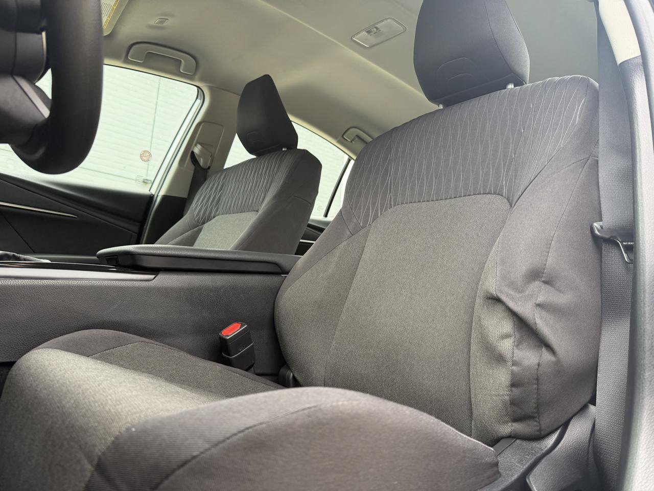 Used 2025 Toyota Camry LE FWD image 11
