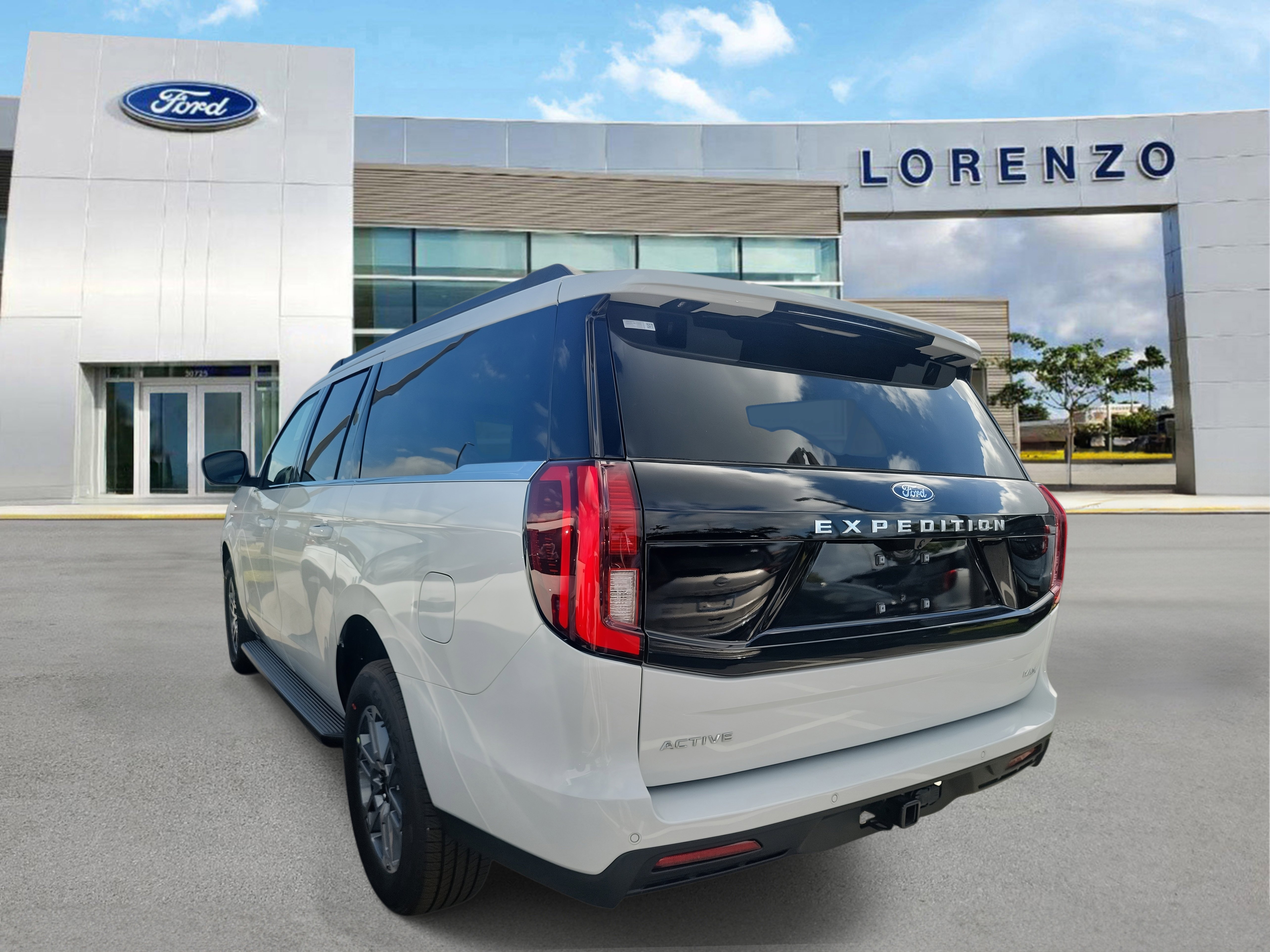 New 2025 Ford Expedition Max Active image 5