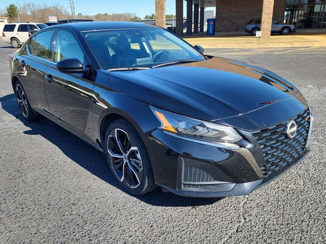 Used 2024 Nissan Altima 2.5 SR image 7