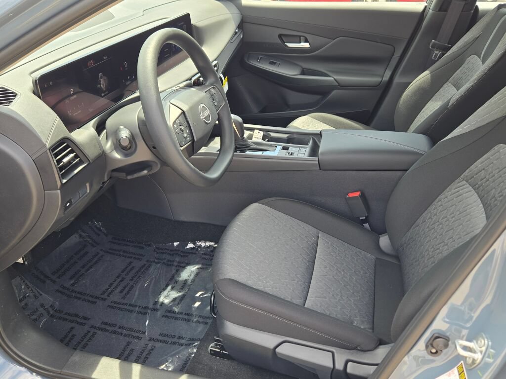 Used 2026 Nissan Sentra SV w/ Floor Mat Package FWD image 16
