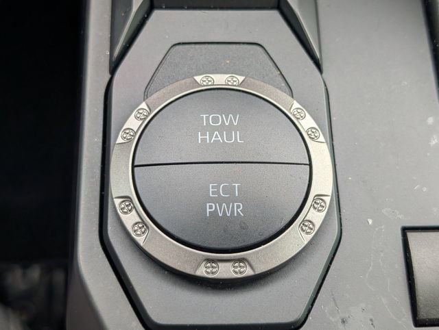 Used 2025 Toyota Tacoma SR5 RWD image 19