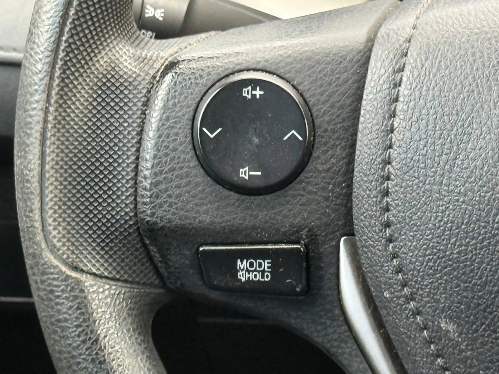 Used 2016 Toyota RAV4 LE FWD image 26