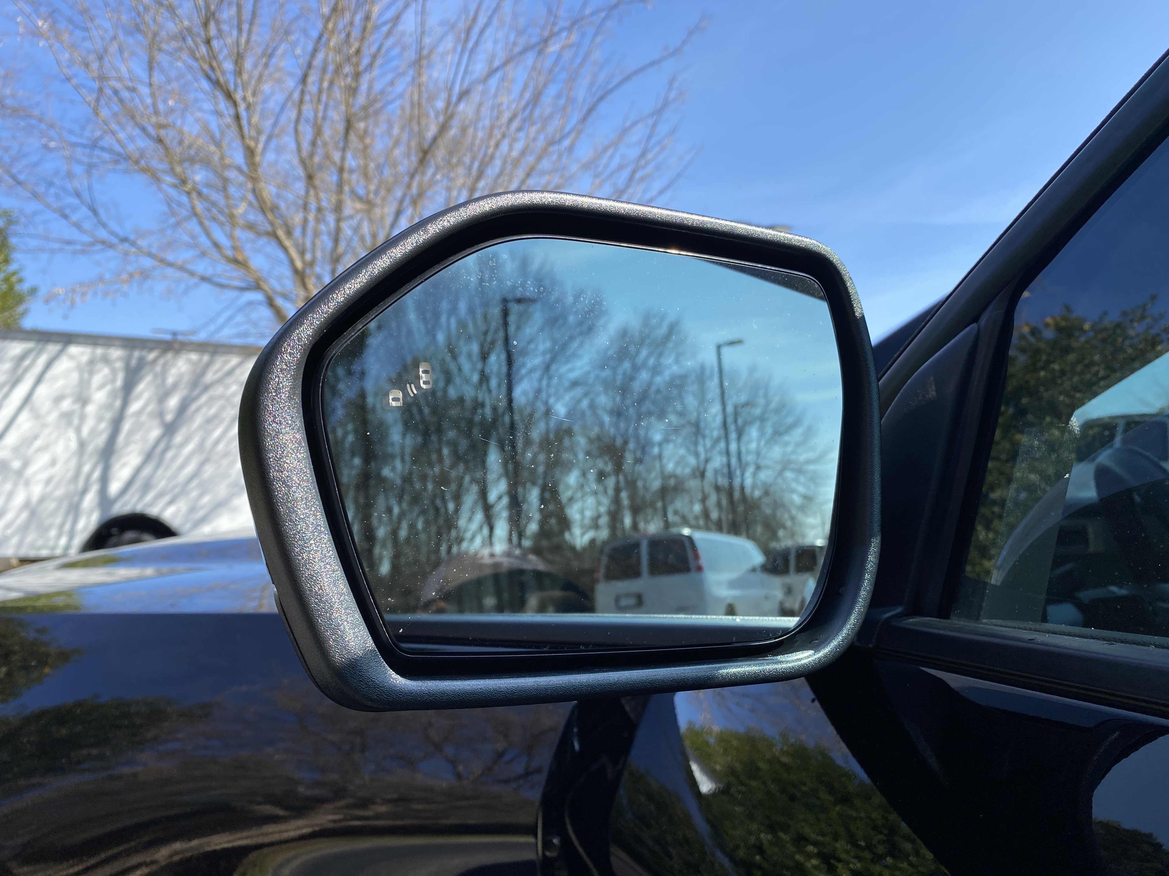 Used 2023 Ford Explorer XLT w/ Equipment Group 202A image 41