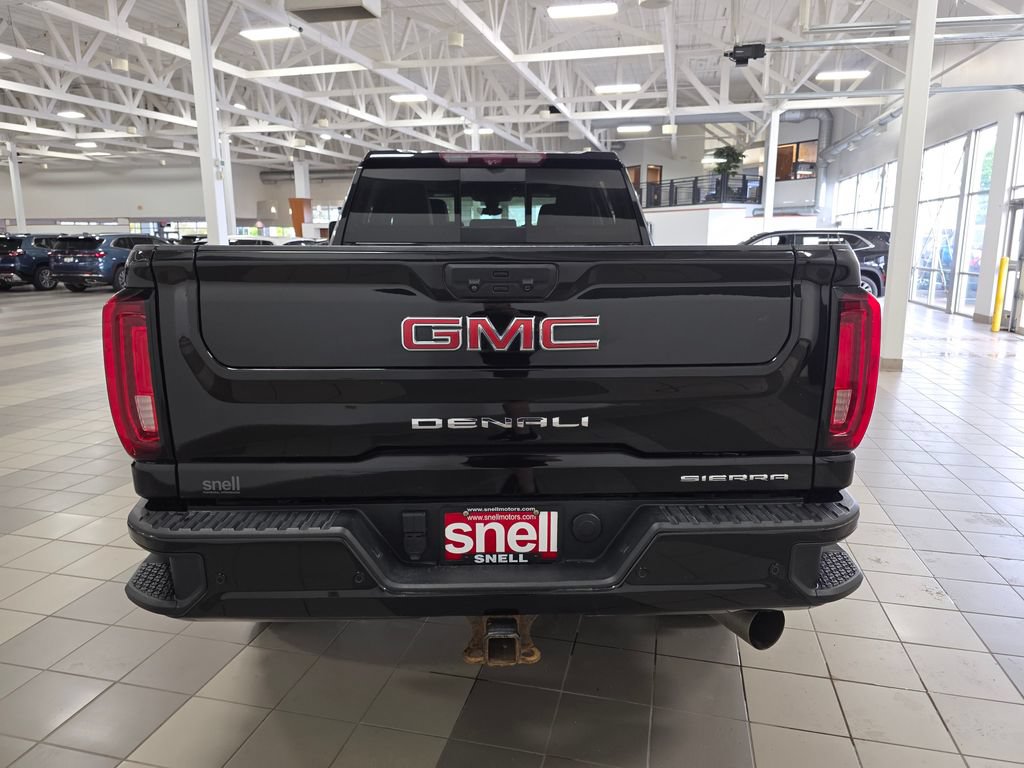 Used 2023 GMC Sierra 3500 Denali w/ Denali Black Diamond Edition AWD/4WD image 4