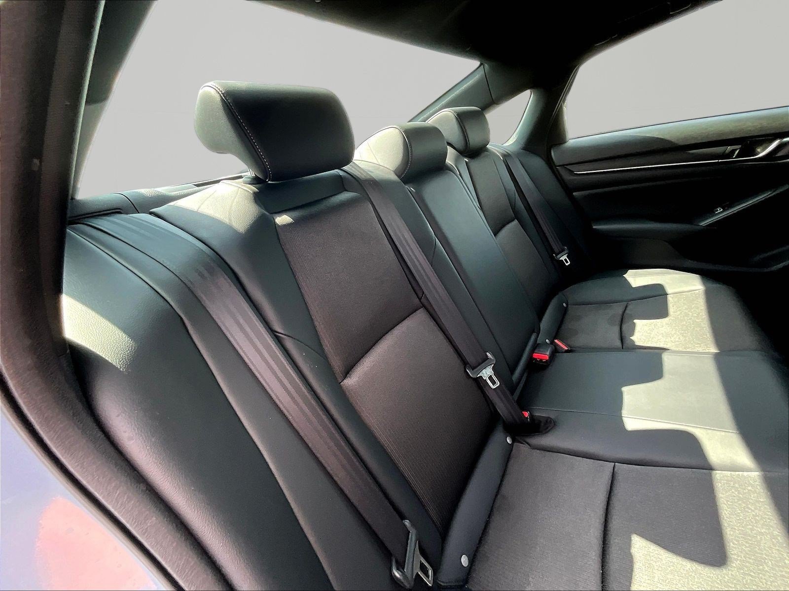 Used 2022 Honda Accord Sport image 25
