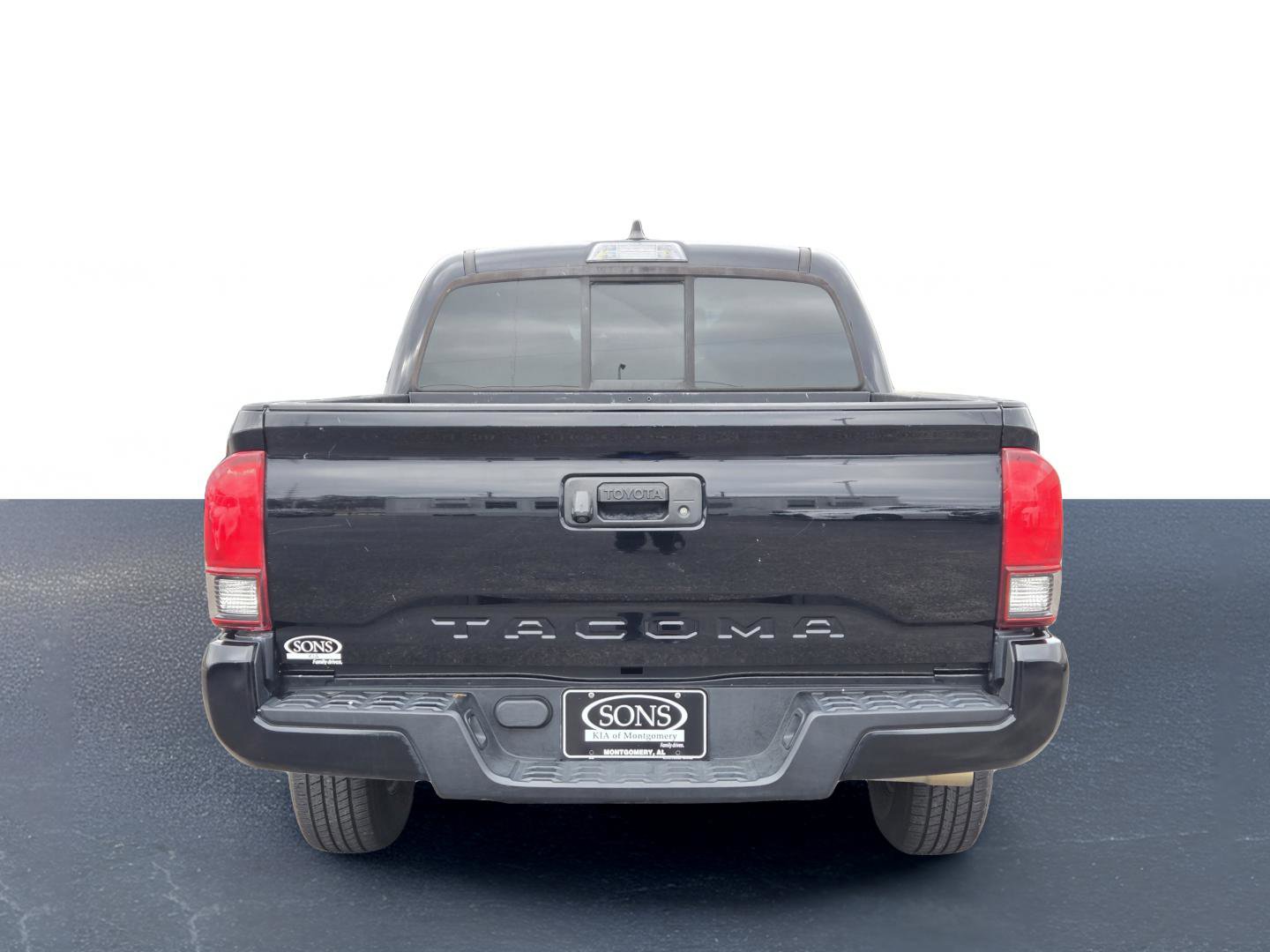 Used 2022 Toyota Tacoma SR w/ SR Convenience Package image 8