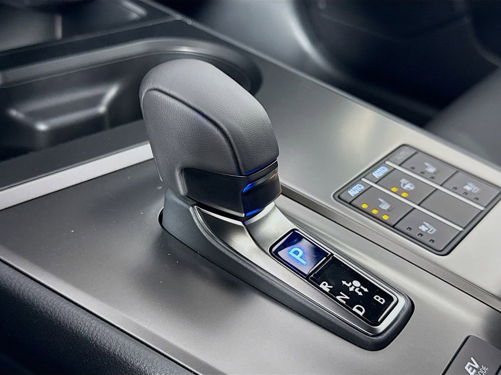 New 2025 Lexus UX 300h FWD image 15