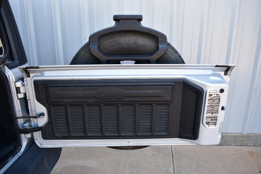 Used 2022 Jeep Wrangler Sport AWD/4WD image 23