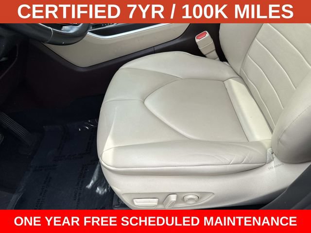 Used 2021 Toyota Highlander XLE AWD/4WD image 15