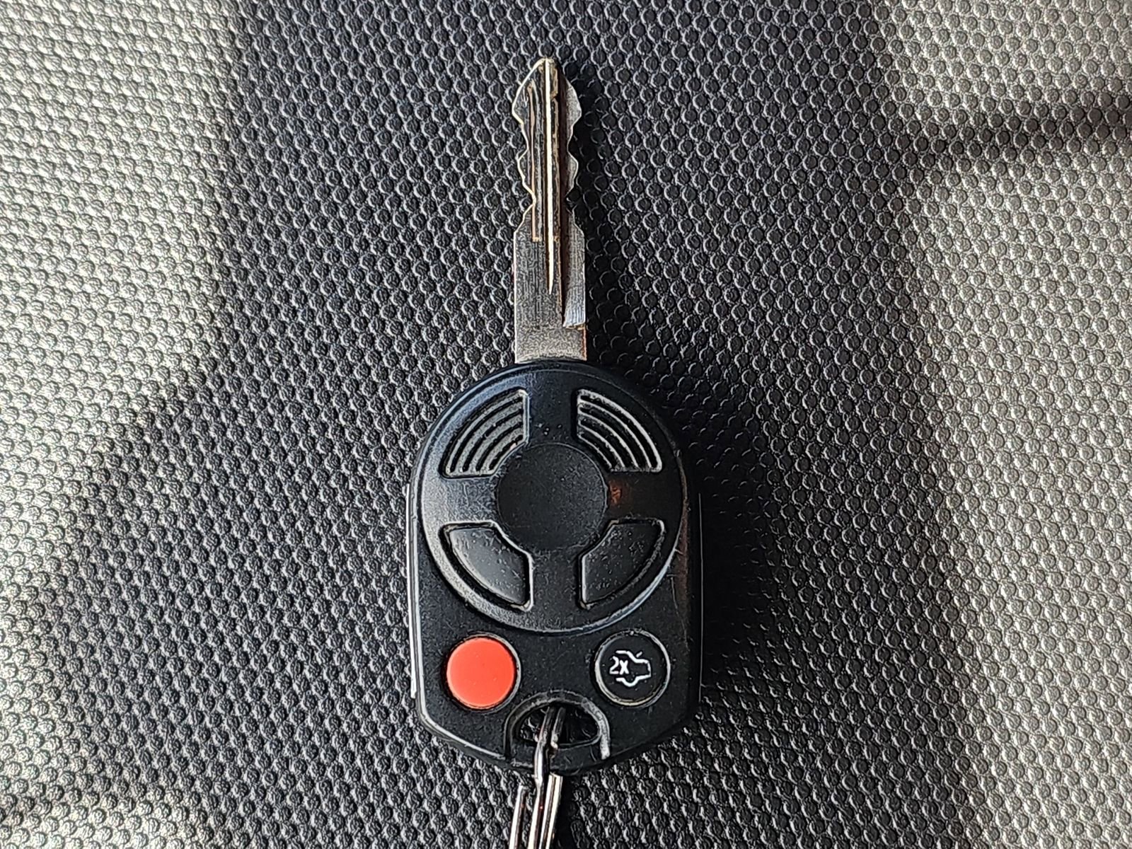 Used 2012 Ford Escape Limited image 13