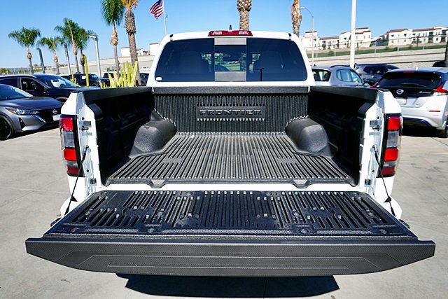 New 2026 Nissan Frontier SV w/ Tow Package AWD/4WD image 20