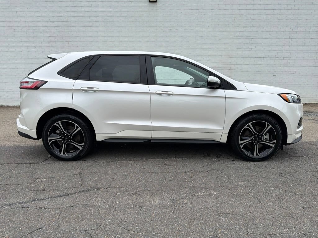 Used 2019 Ford Edge ST AWD/4WD image 1