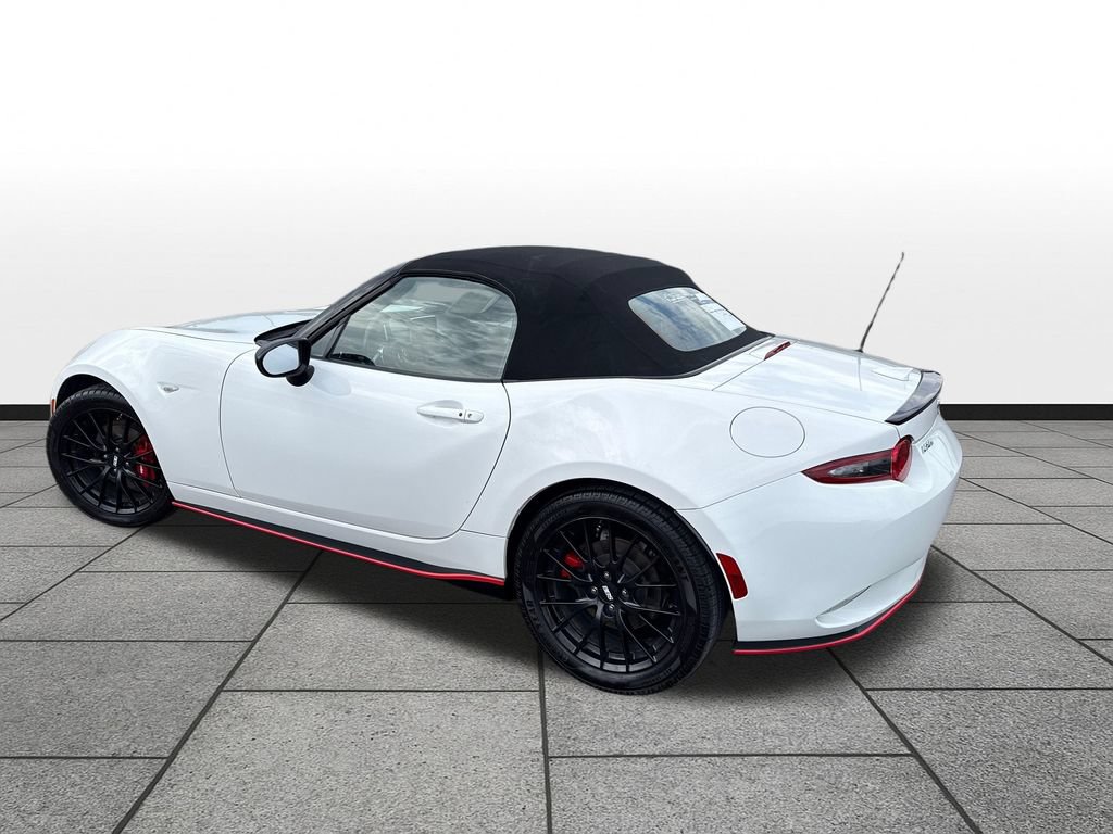 Used 2016 MAZDA MX-5 Miata Club w/ Brembo/BBS Package RWD image 3