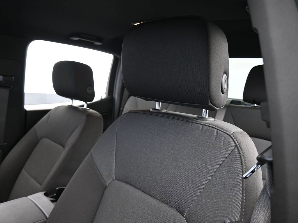 Used 2024 Chevrolet Colorado Trail Boss image 15