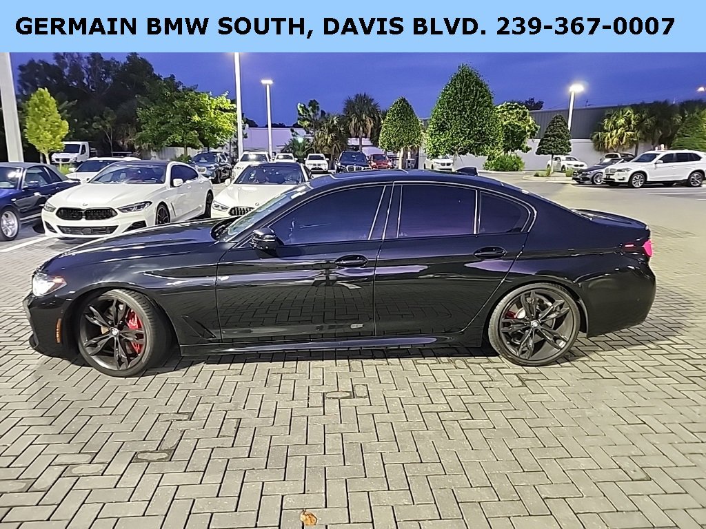 Used 2022 BMW M550i xDrive w/ Executive Package image 4