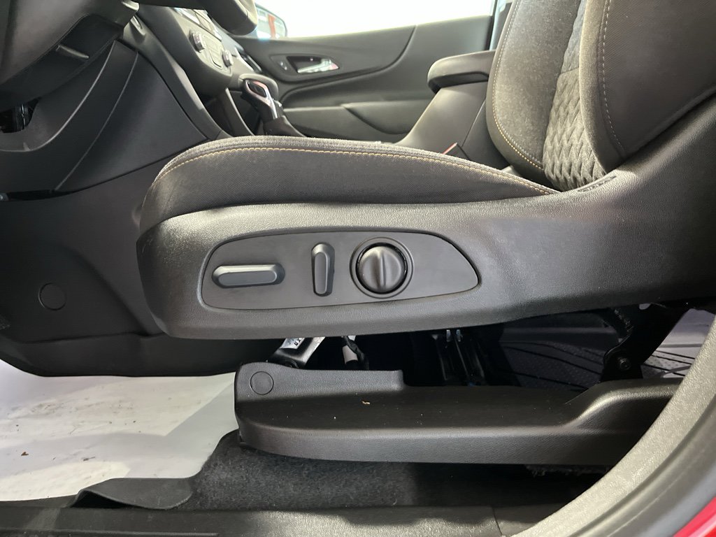 Used 2024 Chevrolet Equinox LT image 14