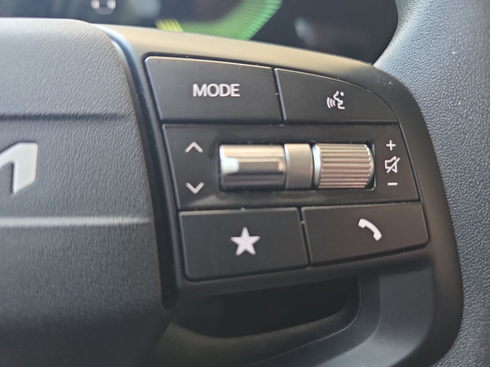 Certified 2025 Kia K4 FWD image 23