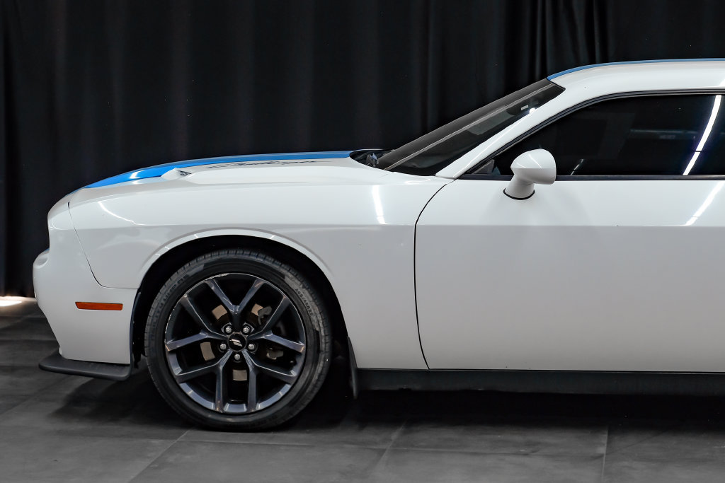 Used 2019 Dodge Challenger SXT w/ Blacktop Package RWD image 12