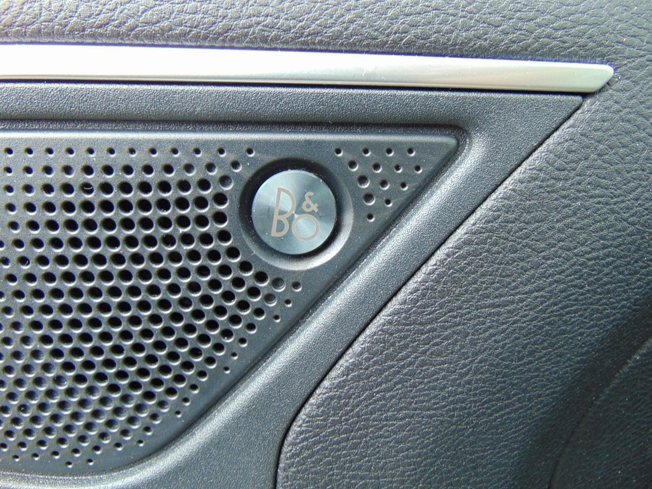 Used 2024 Ford Edge Titanium image 43