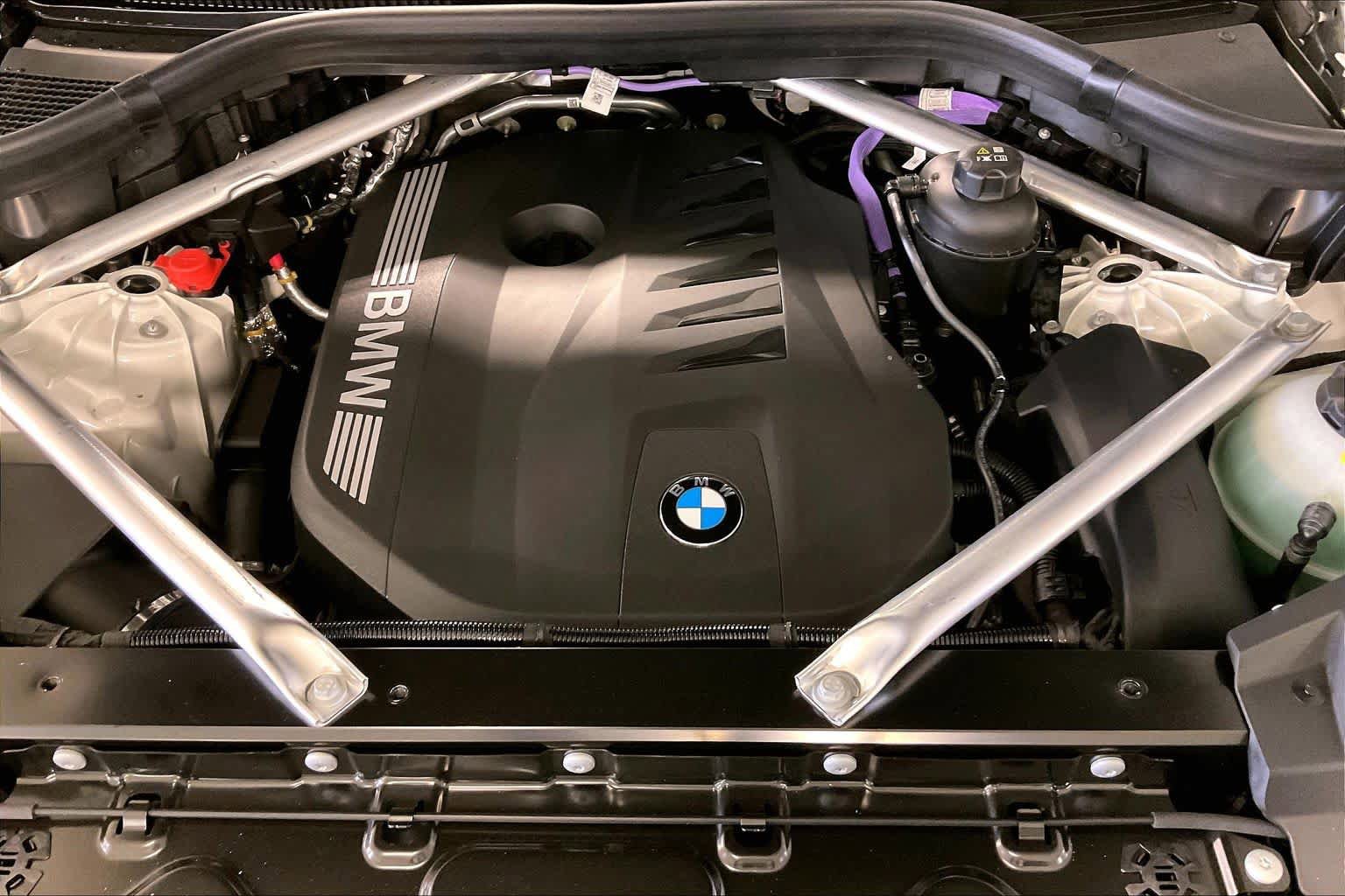 New 2026 BMW X5 sDrive40i image 17
