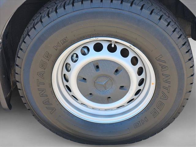 Used 2022 Mercedes-Benz Sprinter 2500 image 21