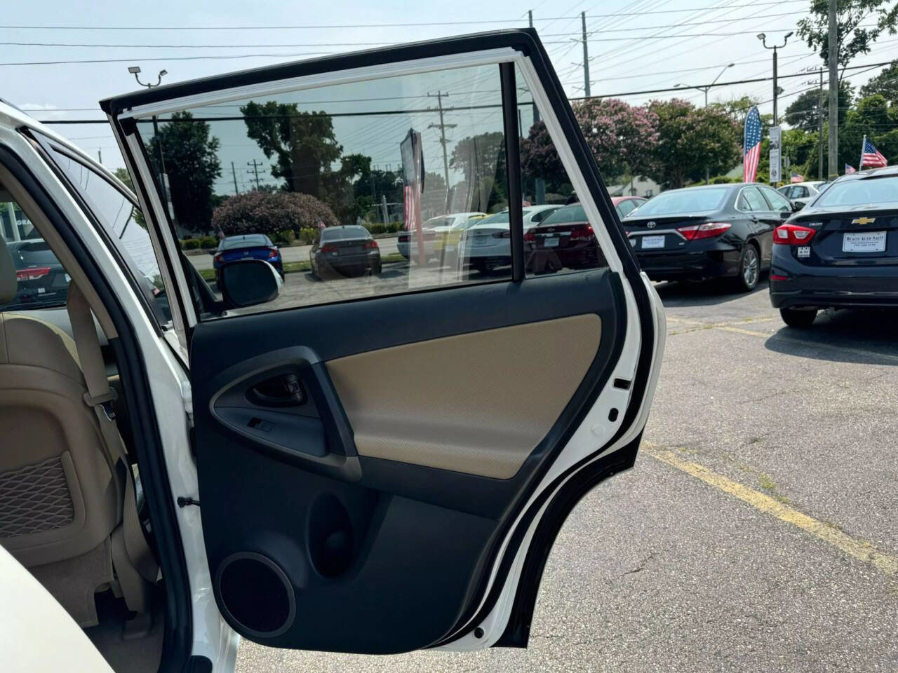 Used 2012 Toyota RAV4 Limited image 14