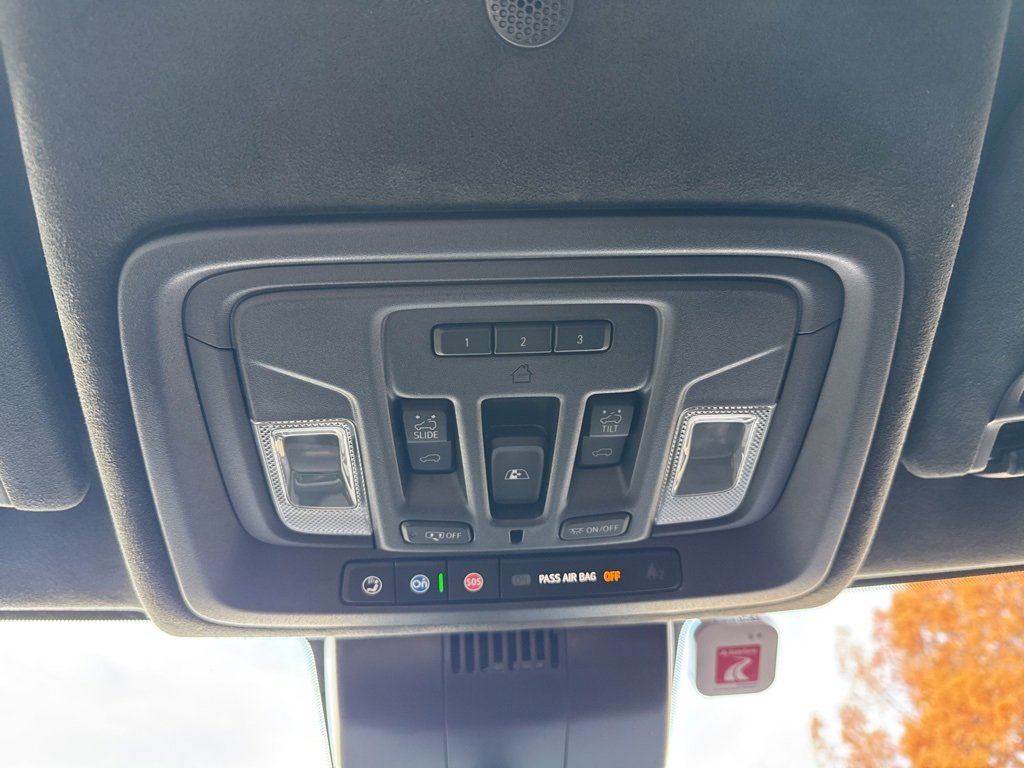 Used 2022 GMC Sierra 1500 AT4X image 15