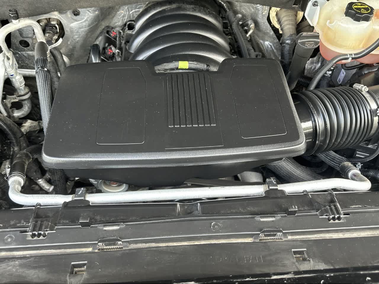 Used 2025 GMC Sierra 1500 SLT AWD/4WD image 12